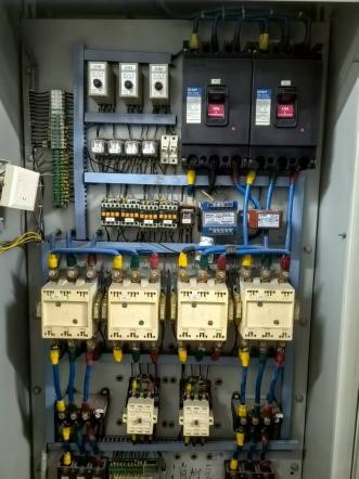 1758164238575598.jpg 2.jpg